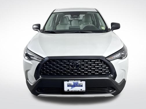 Wind Chill Pearl 2023 Toyota Corolla Cross L