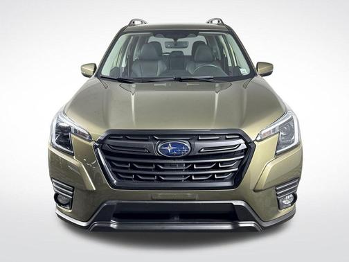 Autumn Green Metallic 2023 Subaru Forester Limited
