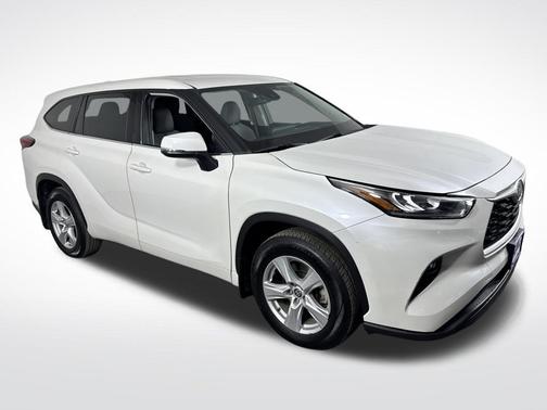 2020 Toyota Highlander LE