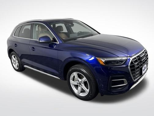 Blue Metallic 2021 Audi Q5 45 Premium