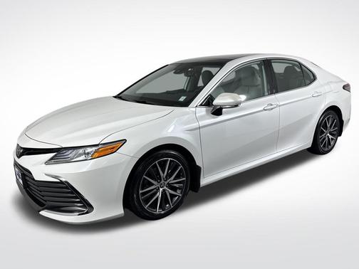 2022 Toyota Camry XLE