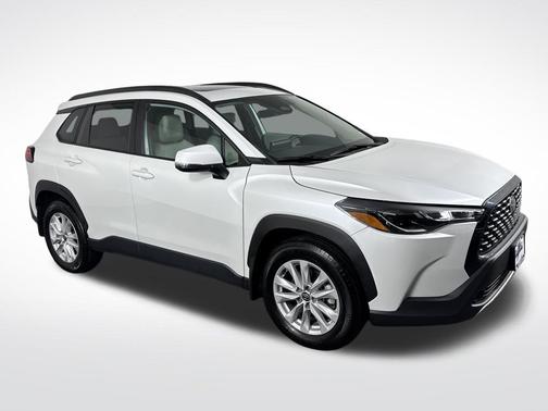 2023 Toyota Corolla Cross LE