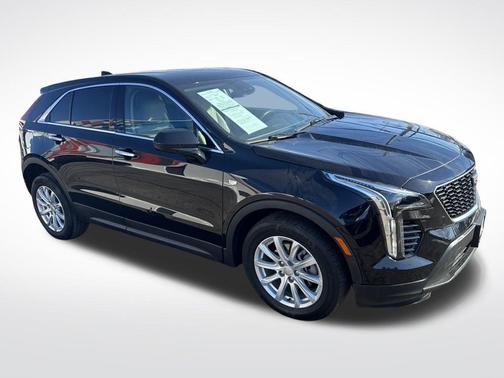 2022 Cadillac XT4 Luxury