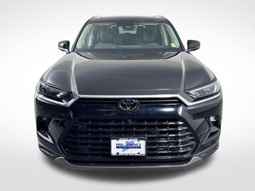 Midnight Black Metallic 2026 Toyota Grand Highlander Limited