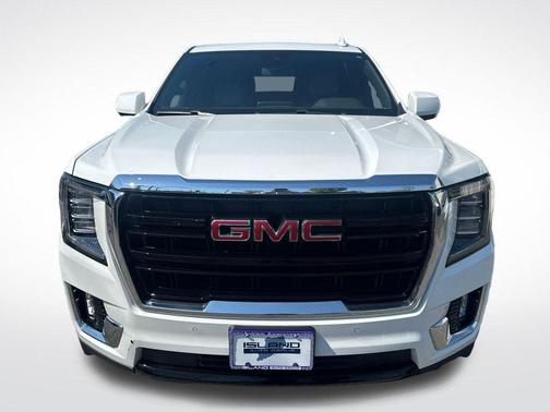 Summit White 2023 GMC Yukon XL SLE