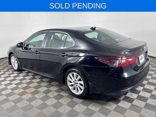 Midnight Black Metallic 2022 Toyota Camry LE