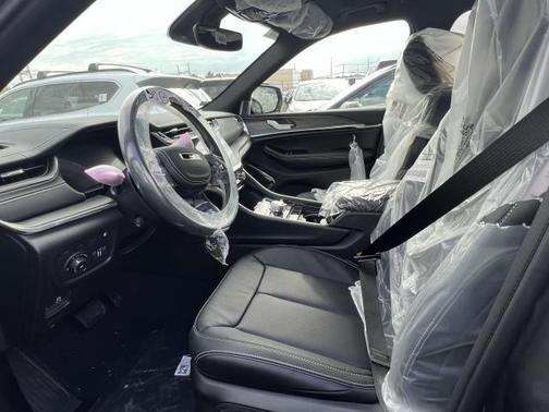 2024 Jeep Grand Cherokee 4xe Overland