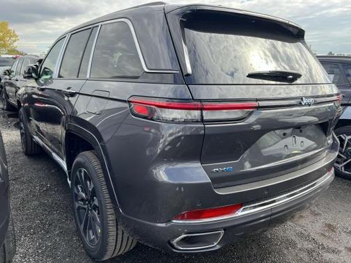 2024 Jeep Grand Cherokee 4xe Overland