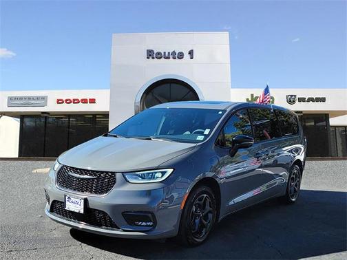 2023 Chrysler Pacifica Hybrid Limited