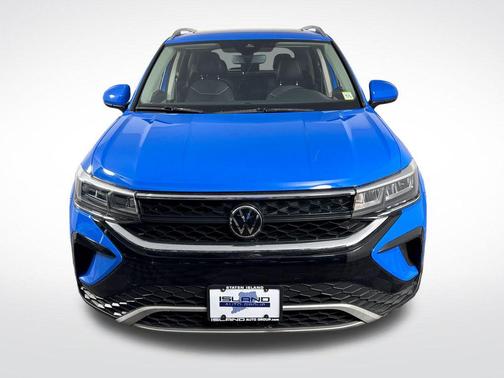 Blue 2023 Volkswagen Taos 1.5T SE