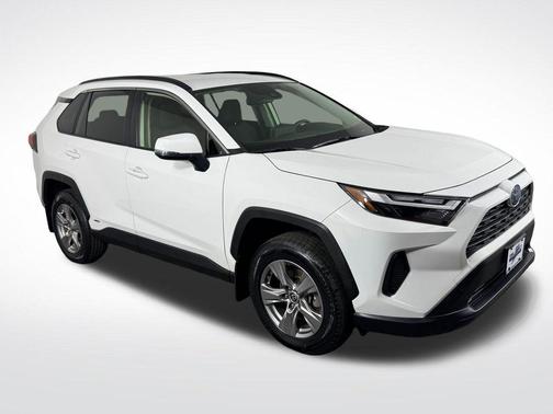 Ice 2023 Toyota RAV4 Hybrid XLE