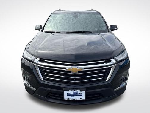 Mosaic Black Metallic 2023 Chevrolet Traverse LT Leather
