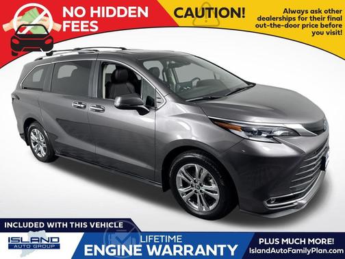 2023 Toyota Sienna Platinum 7 Passenger