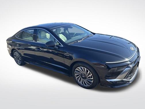 2024 Hyundai SONATA Hybrid Limited