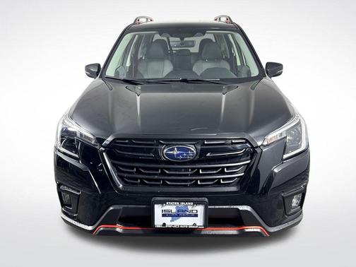 Crystal Black Silica 2024 Subaru Forester Sport