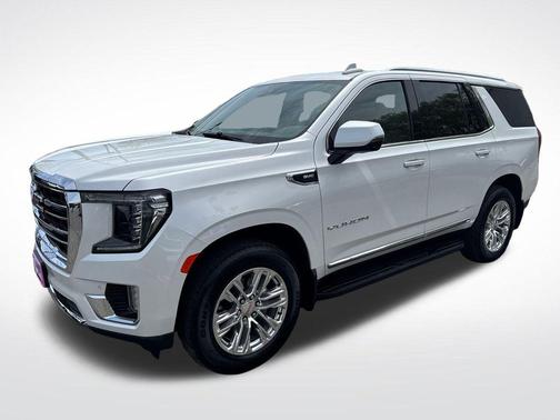 White Frost Tricoat 2023 GMC Yukon SLT
