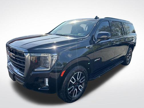 Onyx Black 2023 GMC Yukon XL 4WD AT4