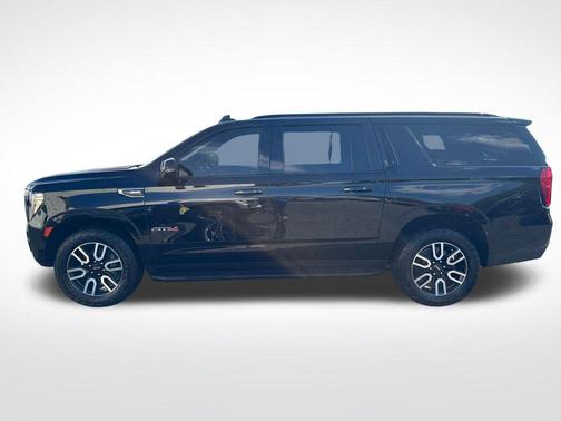 Onyx Black 2023 GMC Yukon XL 4WD AT4