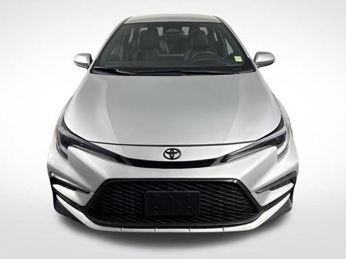 Classic Silver Metallic 2023 Toyota Corolla SE