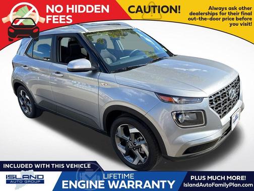 Shimmering Silver 2023 Hyundai VENUE SEL