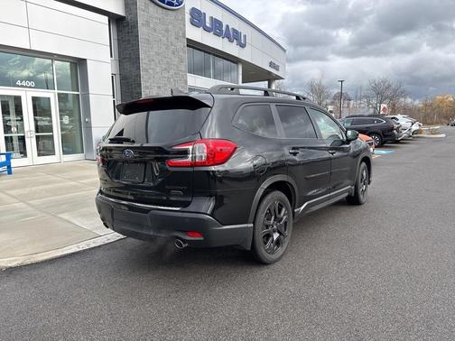 2025 Subaru Ascent Onyx Edition Touring