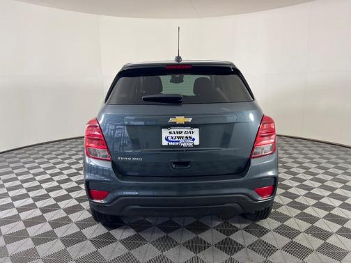 2022 Chevrolet Trax LS