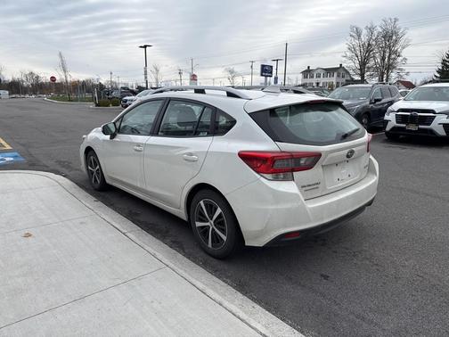 2023 Subaru Impreza Premium