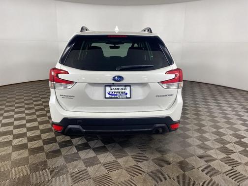 2023 Subaru Forester 2.5i Premium