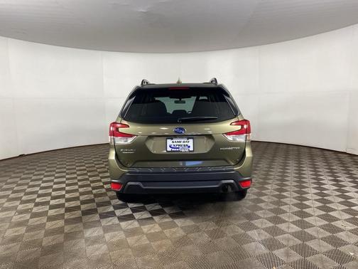 2023 Subaru Forester 2.5i Premium