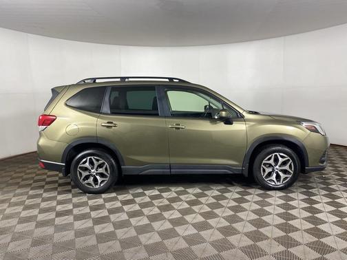 2023 Subaru Forester 2.5i Premium