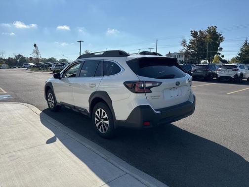 2023 Subaru Outback Premium