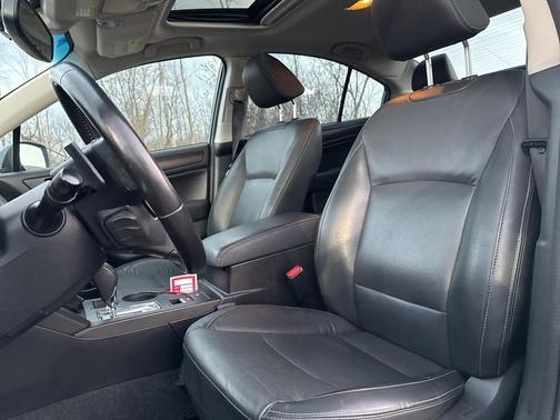 2016 Subaru Legacy 3.6R Limited