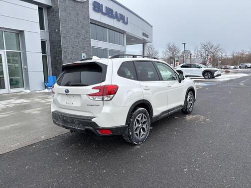 2021 Subaru Forester Premium