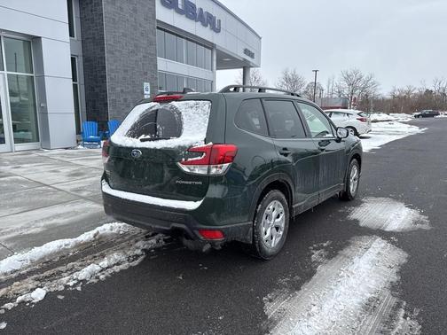 2024 Subaru Forester 
