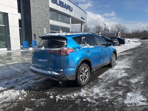 2018 Toyota RAV4 Hybrid XLE