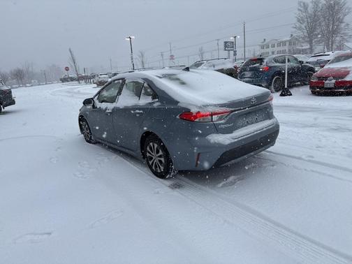 2021 Toyota Corolla Hybrid LE