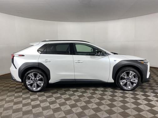 2024 Subaru Solterra Touring