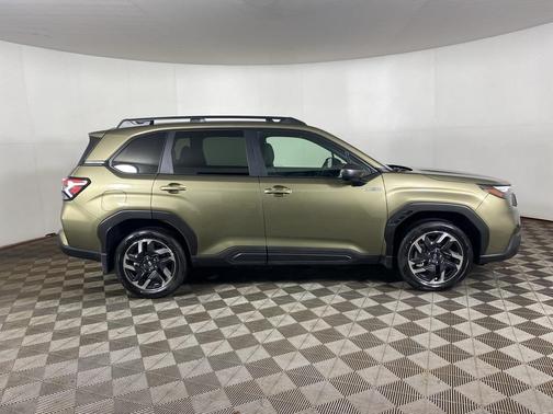 2025 Subaru Forester Hybrid 