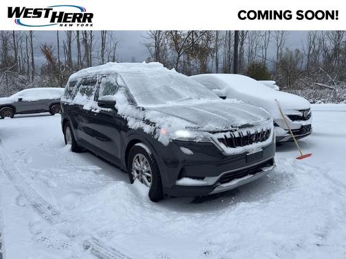 2023 Kia Carnival LX