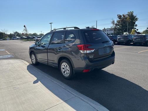 2020 Subaru Forester Base (CVT)
