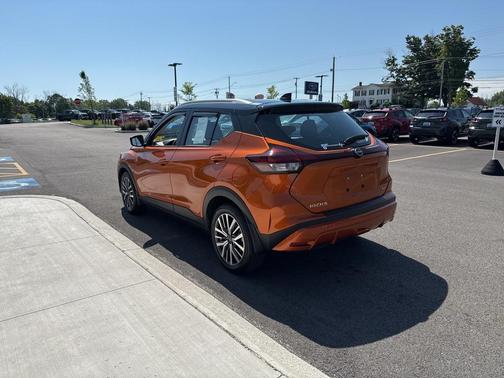 2023 Nissan Kicks SV