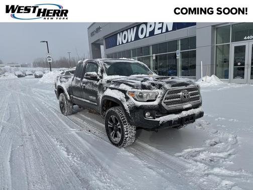 2017 Toyota Tacoma TRD Sport