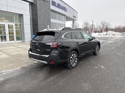 2025 Subaru Outback Touring XT