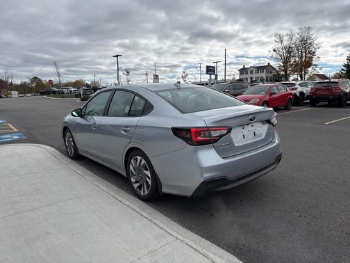 2025 Subaru Legacy 