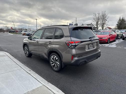 2025 Subaru Forester Hybrid Touring