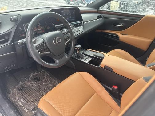 2022 Lexus ES 250 Luxury