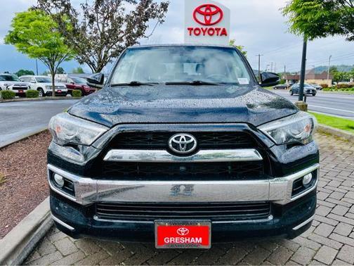 Photo 3 of 30 of 2018 Toyota 4Runner Limited 4WD