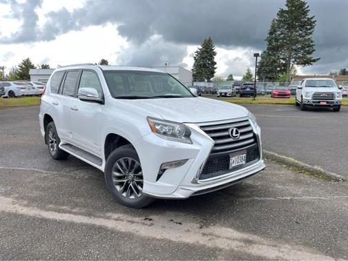 Photo 1 of 16 of 2017 Lexus GX 460 Base