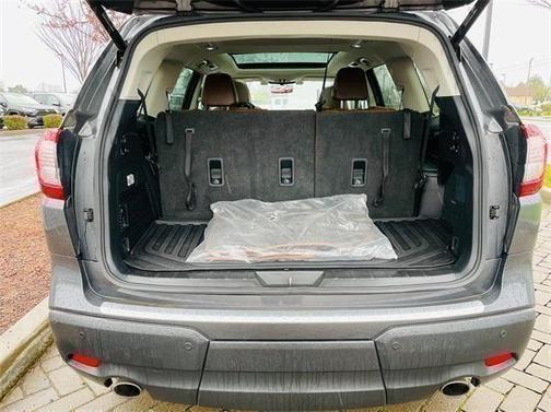Photo 5 of 29 of 2019 Subaru Ascent Touring 7-Passenger