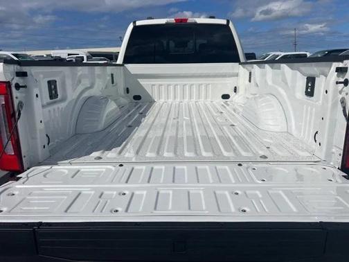 2025 Ford F-250 Platinum